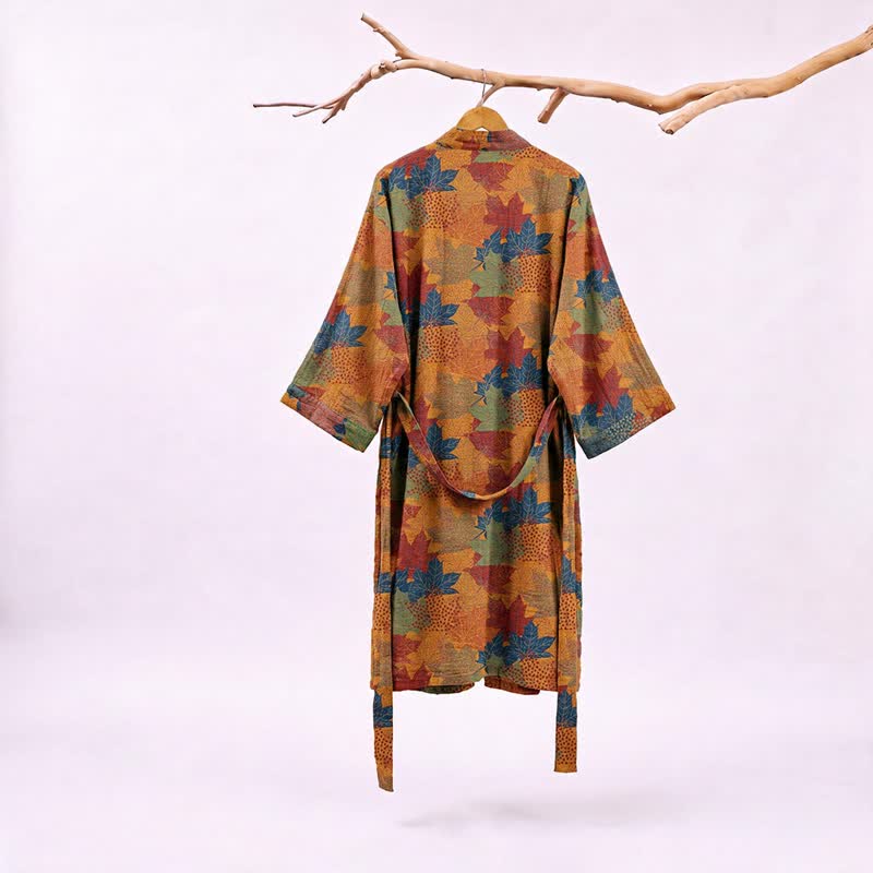 Kimono in cotone con motivo a foglie d'acero autunnali - image 24