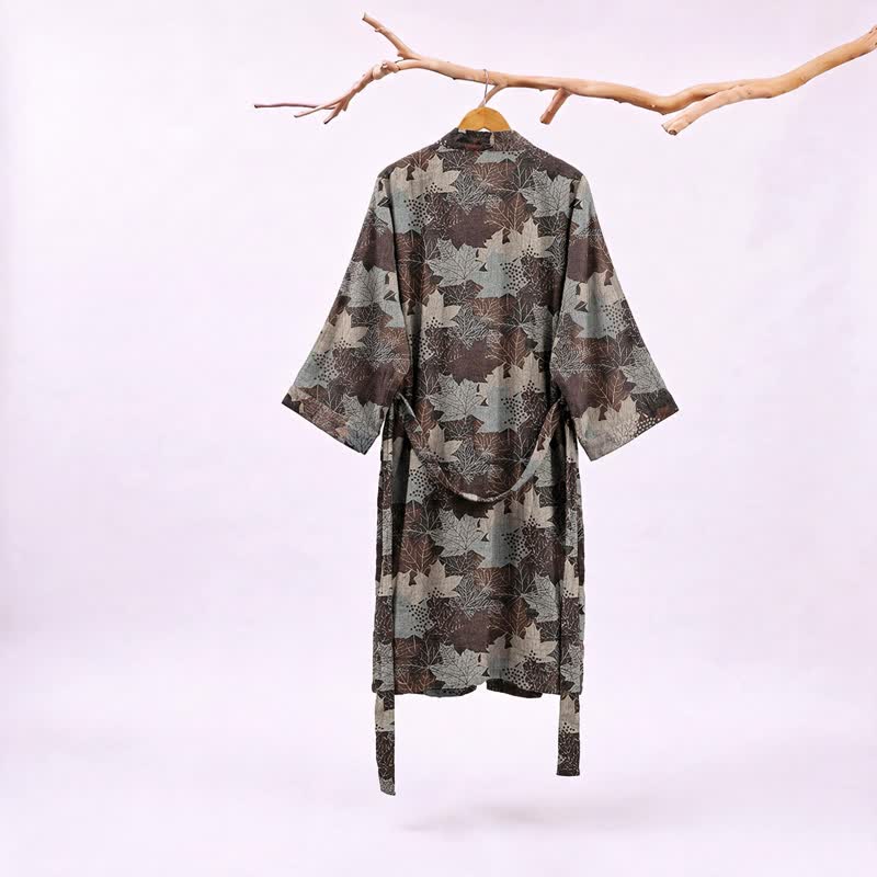 Kimono in cotone con motivo a foglie d'acero autunnali - image 36