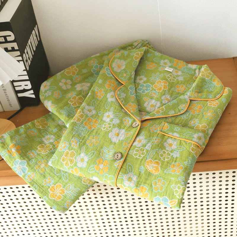 Set pigiama in cotone con stampa floreale verde. - image 3