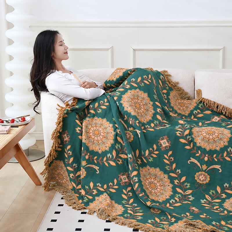 Trapunta reversibile in garza di cotone con motivo floreale e nappe - image 9