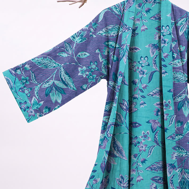 Kimono in cotone con foglie blu e viola - image 9
