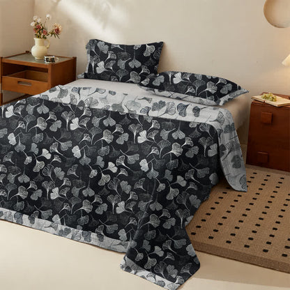 Set di biancheria da letto reversibile in cotone con motivo vintage a foglie di ginkgo nero - Nero - Copriletto con 2 federe - Matrimoniale Grande - image 0