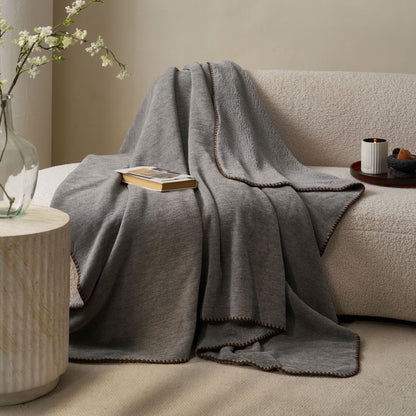 Coperta minimalista in pile sherpa a doppia faccia - Grigio scuro - 200cm x 230cm - image 5
