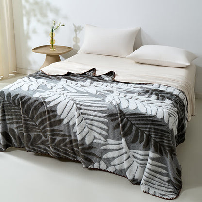 Coperta in pile con motivo botanico moderno - image 1