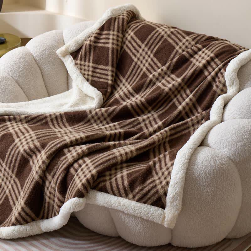 Coperta in morbido pile con motivo a quadri - image 3