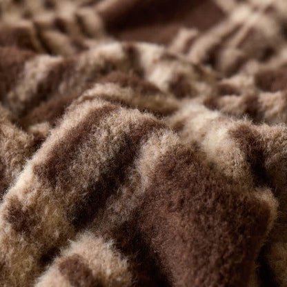 Coperta in morbido pile con motivo a quadri - image 8