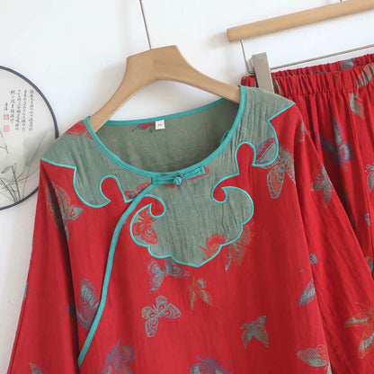 Set pigiama vintage in cotone con farfalle e bottoni a rana - image 2
