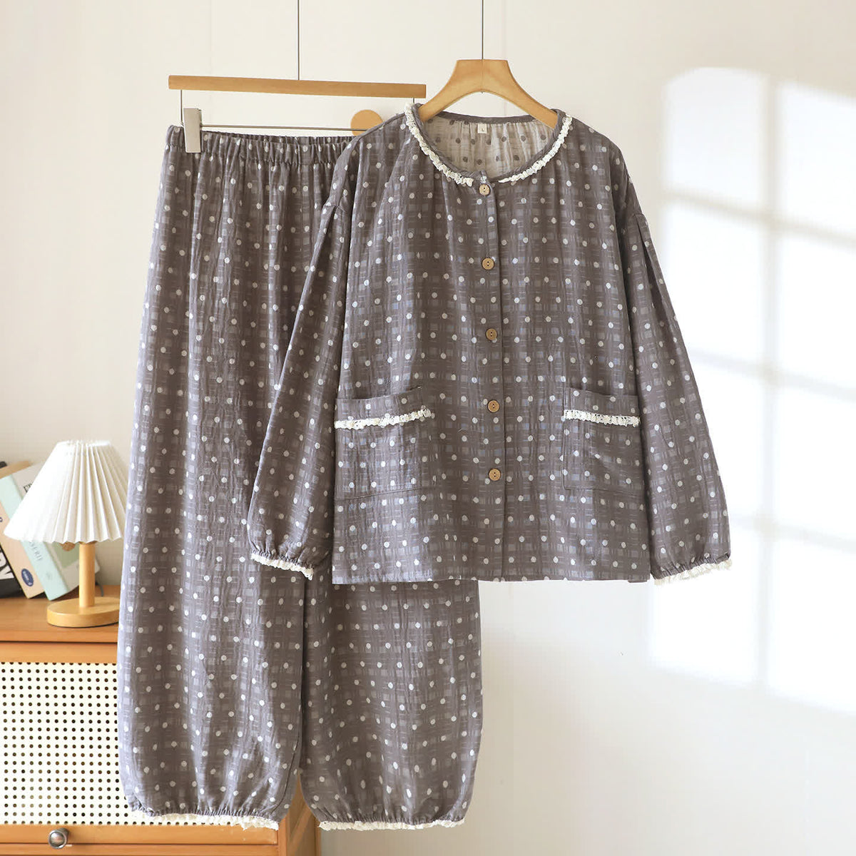 Completo da casa in garza di cotone a pois con pizzo - Grigio - 2XL - image 11