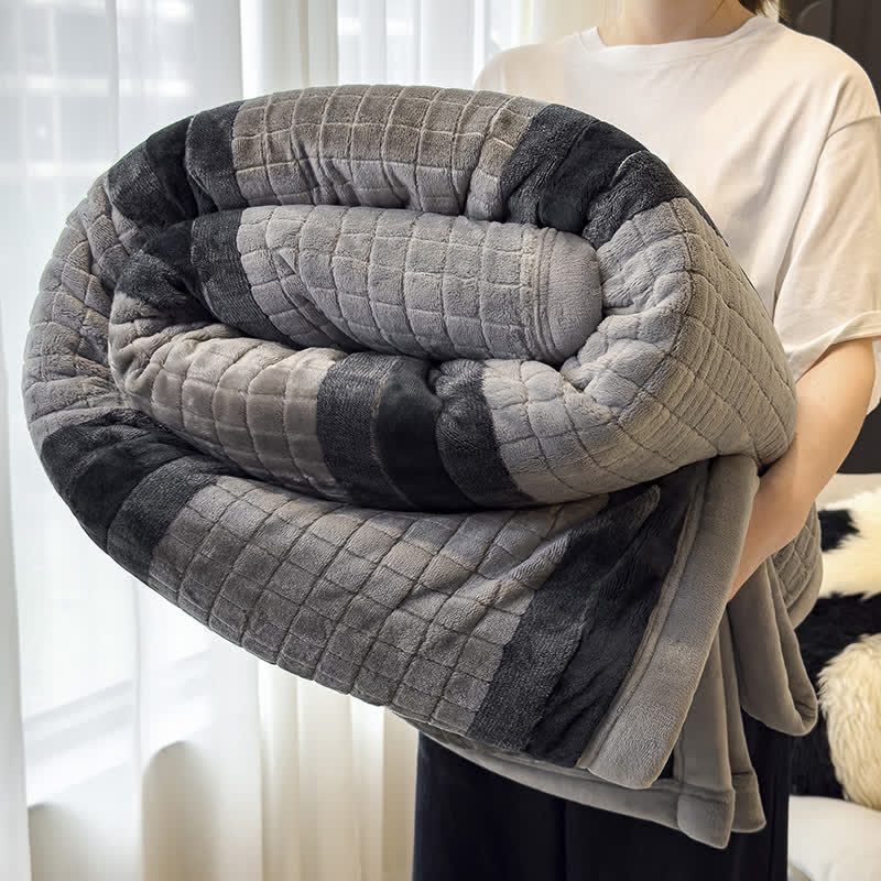 Morbida coperta con motivo a righe geometriche a griglia. - Grigio scuro - 79" x 91" - image 62