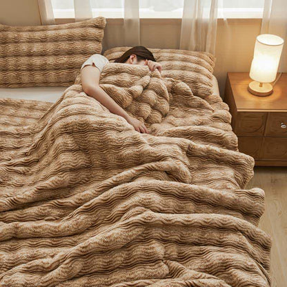 Morbida coperta ondulata e soffice in peluche - image 11