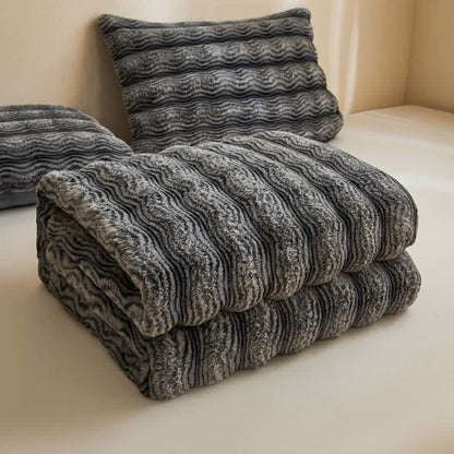 Morbida coperta ondulata e soffice in peluche - image 32