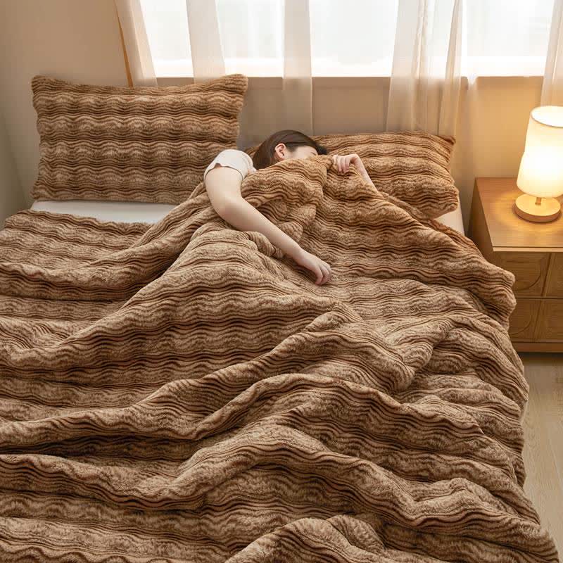 Morbida coperta ondulata e soffice in peluche - image 42