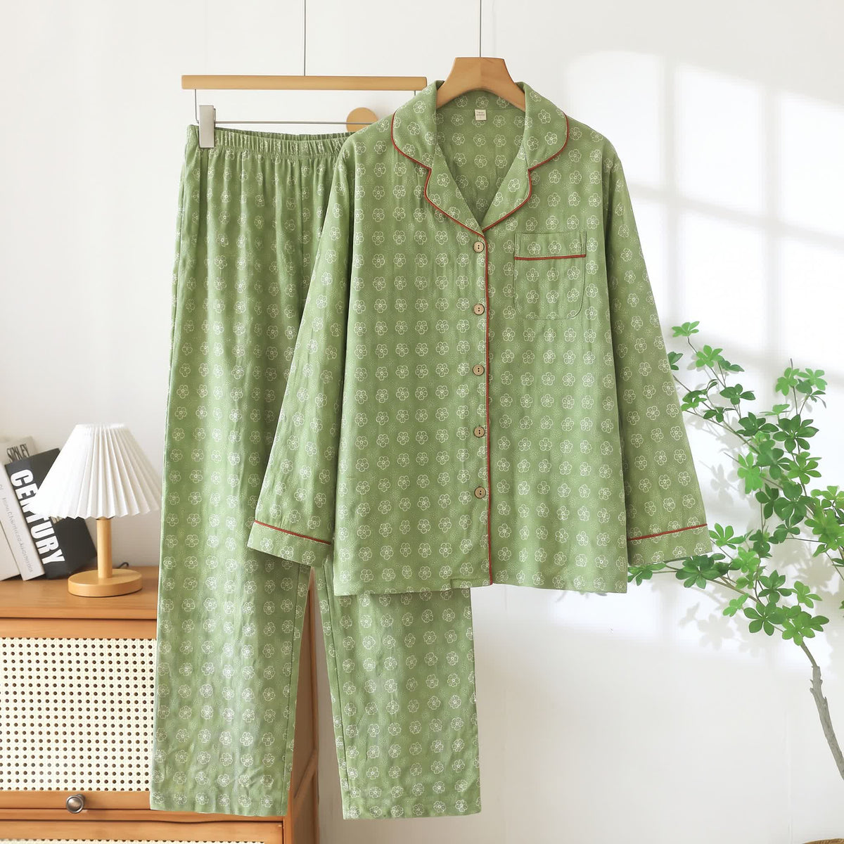 Completo da casa a maniche lunghe con stampa floreale a piccoli motivi - Verde - 2XL - image 0
