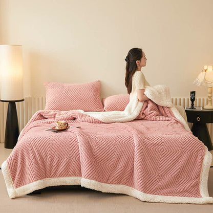 Coperta in sherpa con trama a rombi - image 16