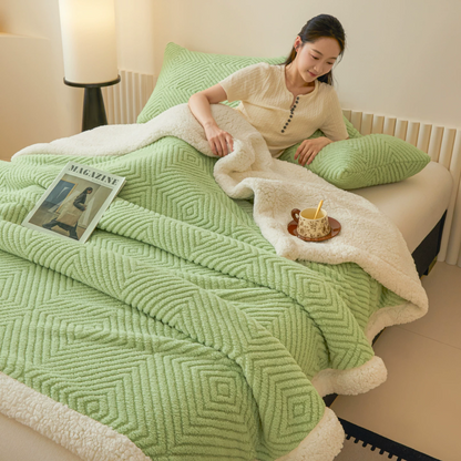 Coperta in sherpa con trama a rombi - image 26