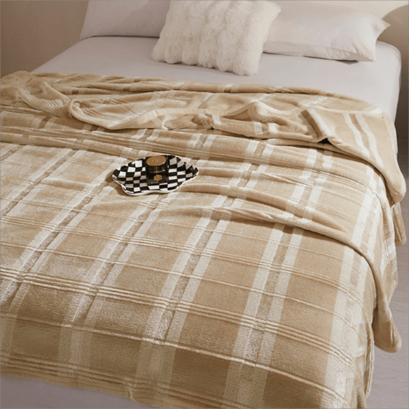 Morbida coperta in pile a righe e quadri - image 16