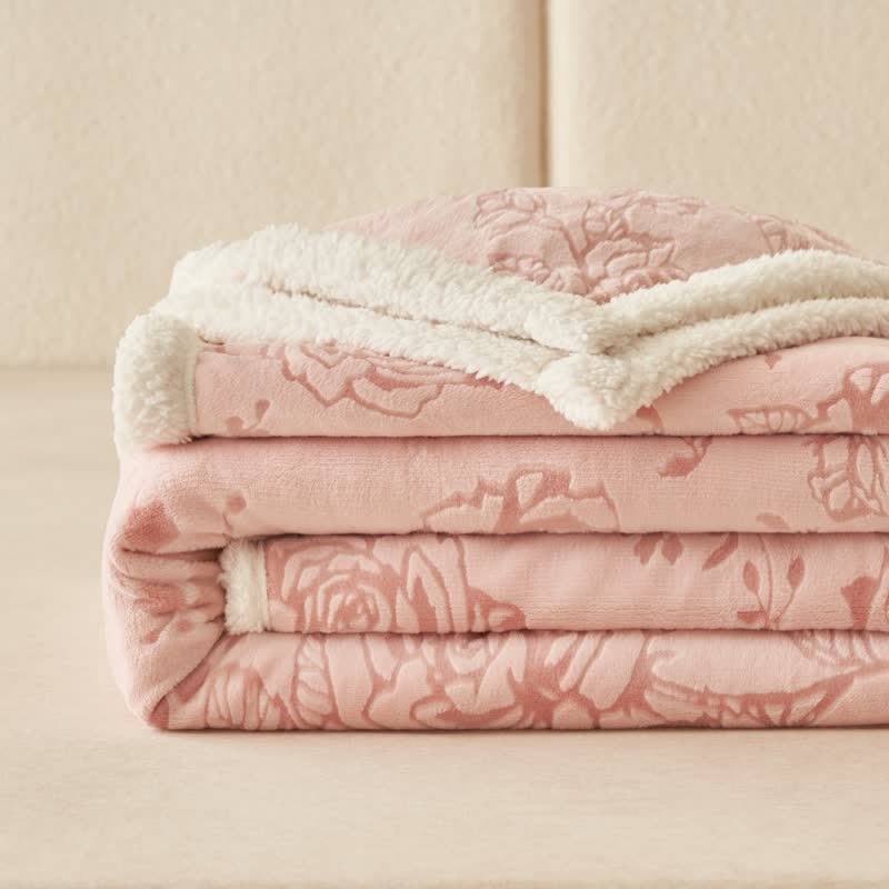 Coperta accogliente e romantica con rose rosa - image 1