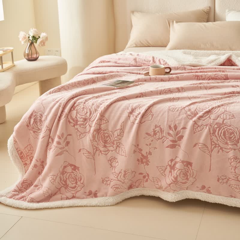 Coperta accogliente e romantica con rose rosa - image 5