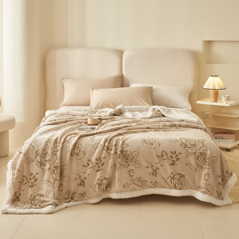Coperta accogliente e romantica con rose rosa - image 14