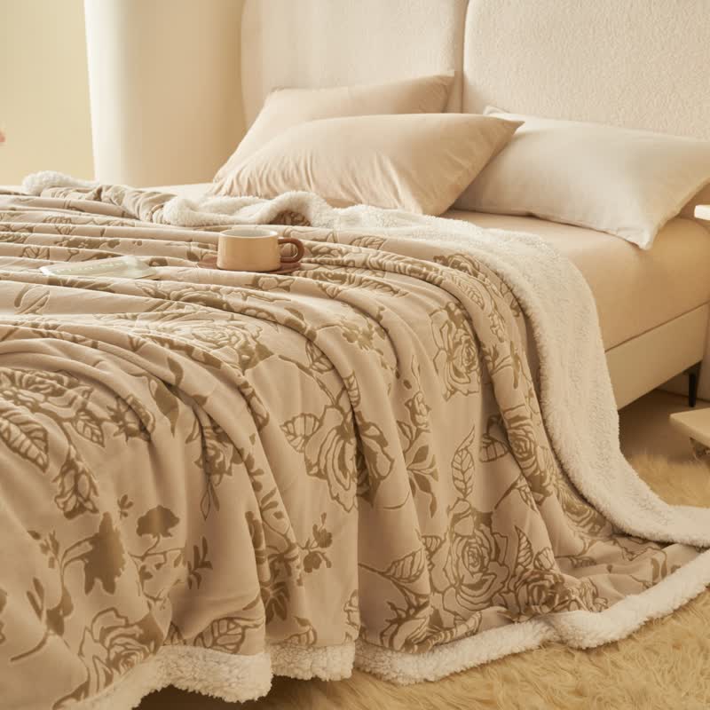 Coperta accogliente e romantica con rose rosa - image 12