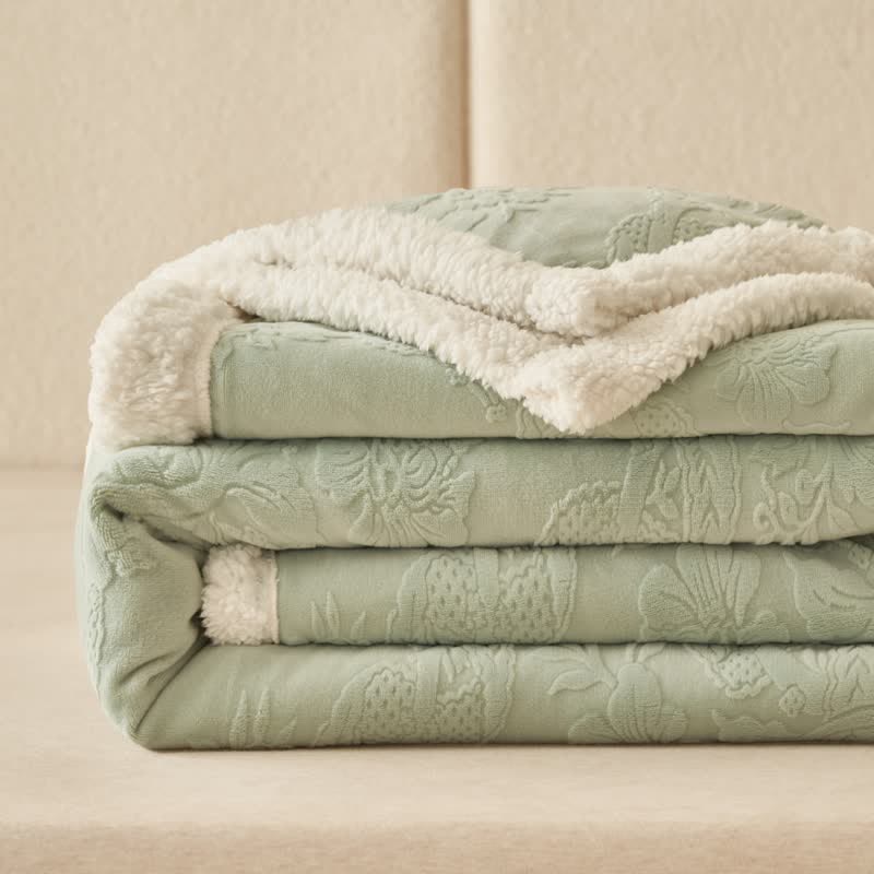 Elegante coperta in pile con motivo floreale in rilievo - image 11