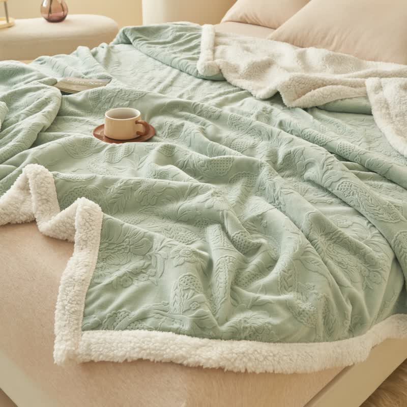 Elegante coperta in pile con motivo floreale in rilievo - image 17