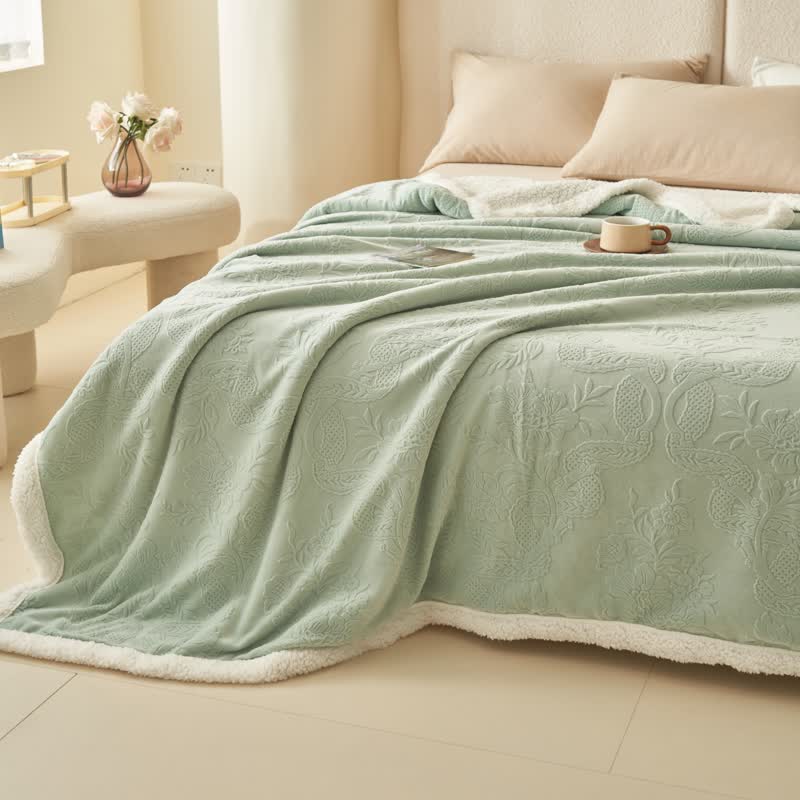 Elegante coperta in pile con motivo floreale in rilievo - image 13