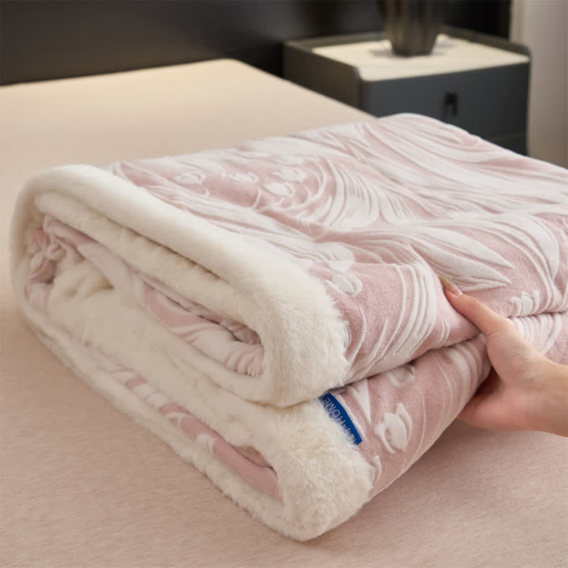 Coperta in pile sherpa rosa con motivo a tulipani in rilievo - image 5