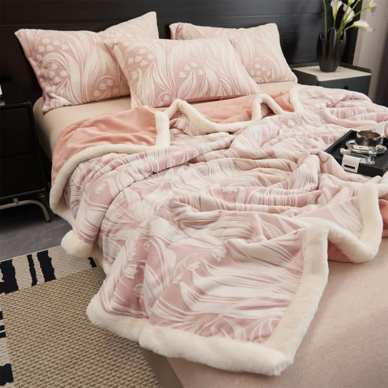 Coperta in pile sherpa rosa con motivo a tulipani in rilievo - image 3
