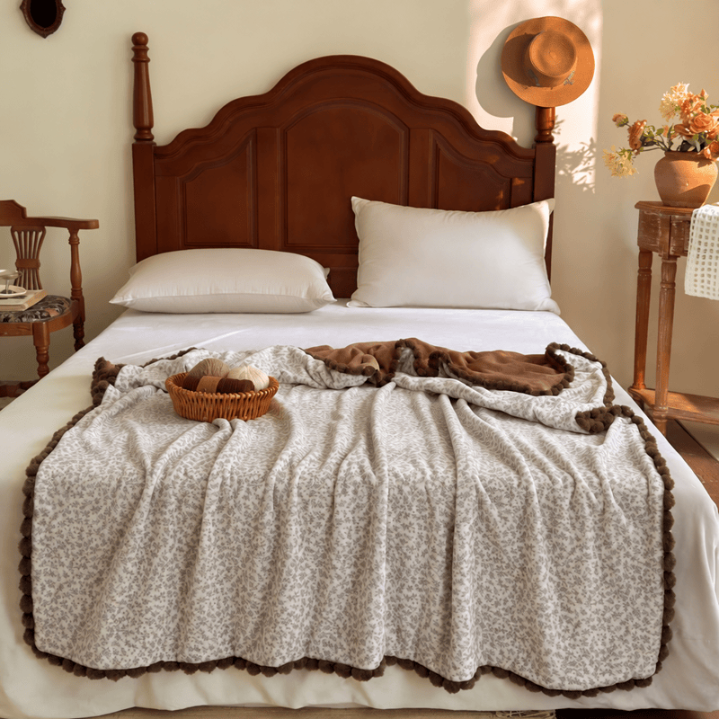 Coperta decorativa con motivo floreale in stile rustico - image 27