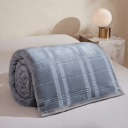 Morbida coperta in pile a righe e quadri - image 23