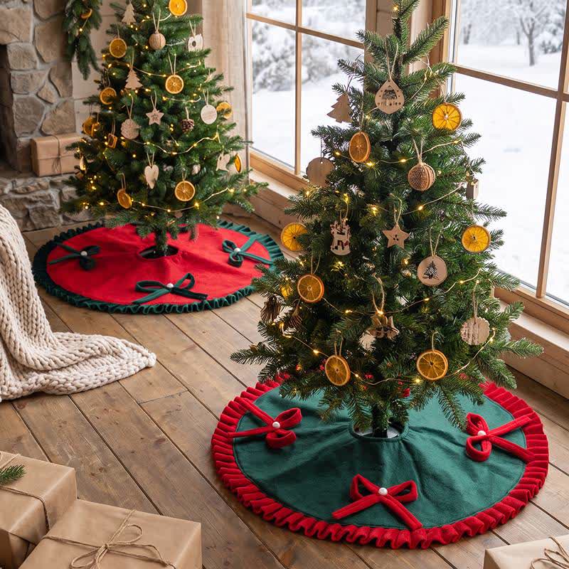 Gonna per albero di Natale con fiocchi di perle. - image 0