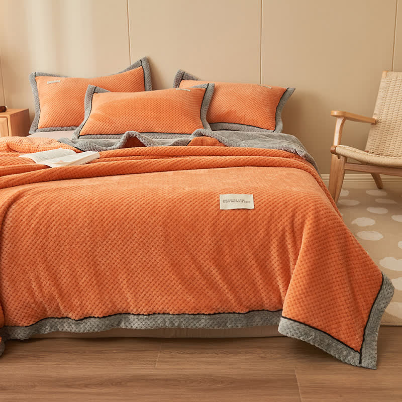Coperta in pile morbido a tinta unita
