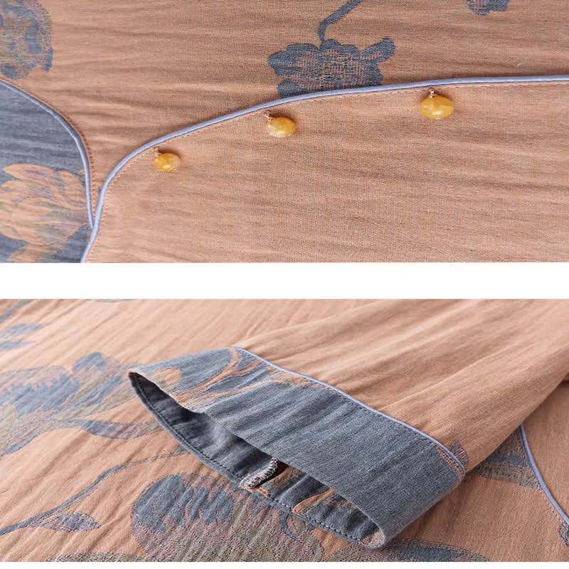 Completo da casa in cotone con scollo rotondo e stampa floreale