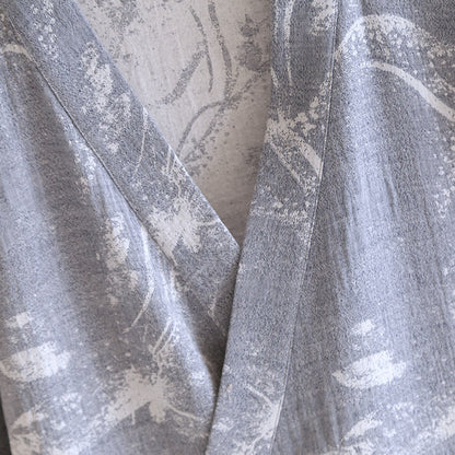 Pigiama con accappatoio comodo e dipinto a inchiostro jacquard