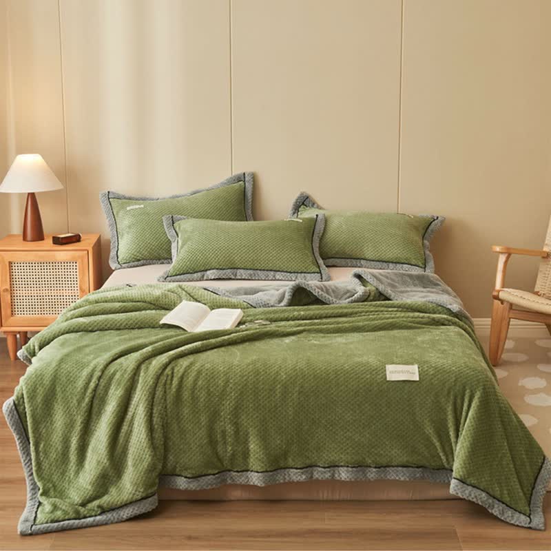 Coperta in pile morbido a tinta unita