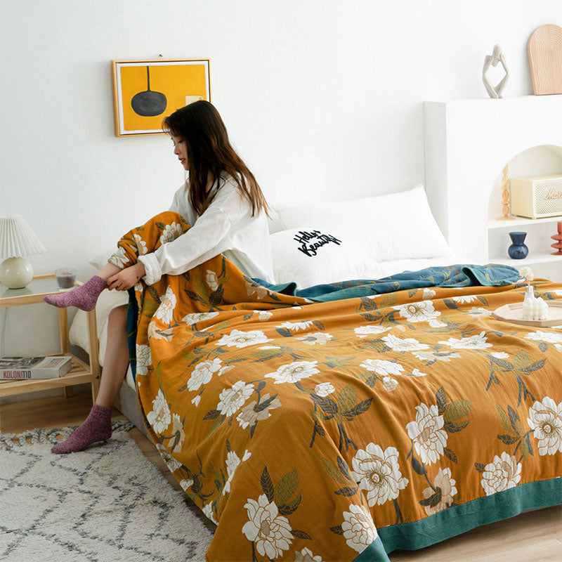 Trapunta reversibile in cotone con fiori gialli Boho di Ownkoti