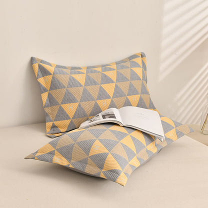 Trapunta in cotone grigio e giallo con motivo triangolare Ownkoti