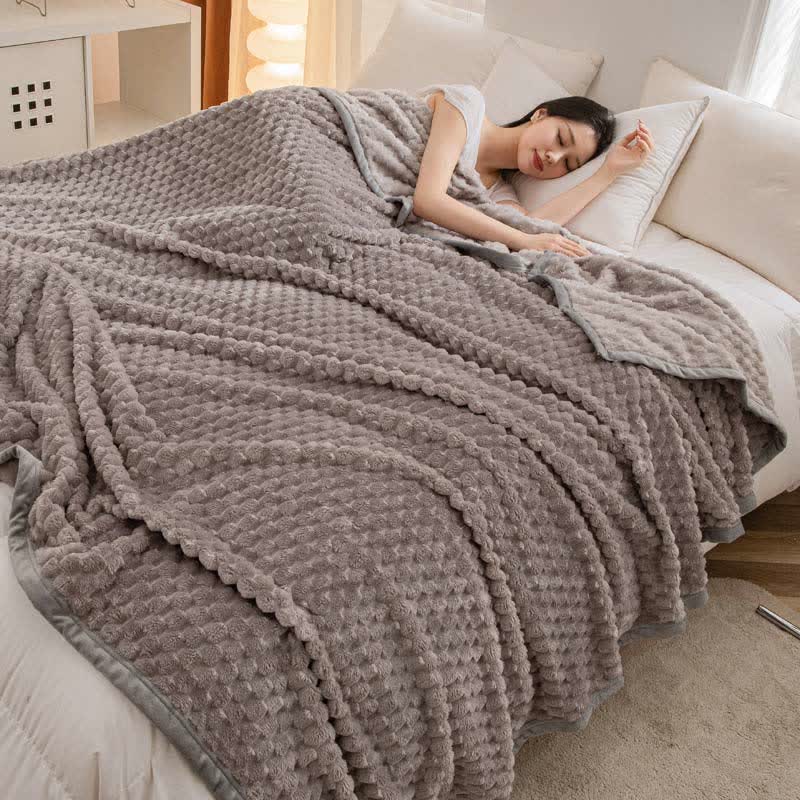 Coperta reversibile in velluto morbido tinta unita