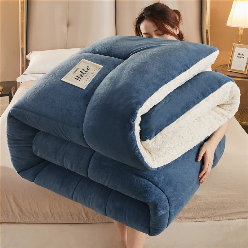 Coperta calda e spessa in tinta unita con anima trapuntata