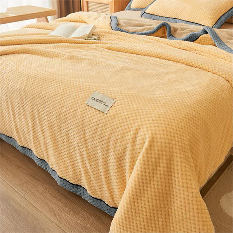 Coperta in pile morbido a tinta unita