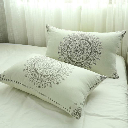 Federe per cuscino in cotone con mandala e bottoni (2 pezzi)