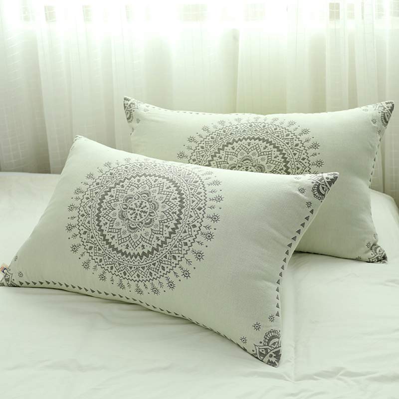 Federe per cuscino in cotone con mandala e bottoni (2 pezzi)