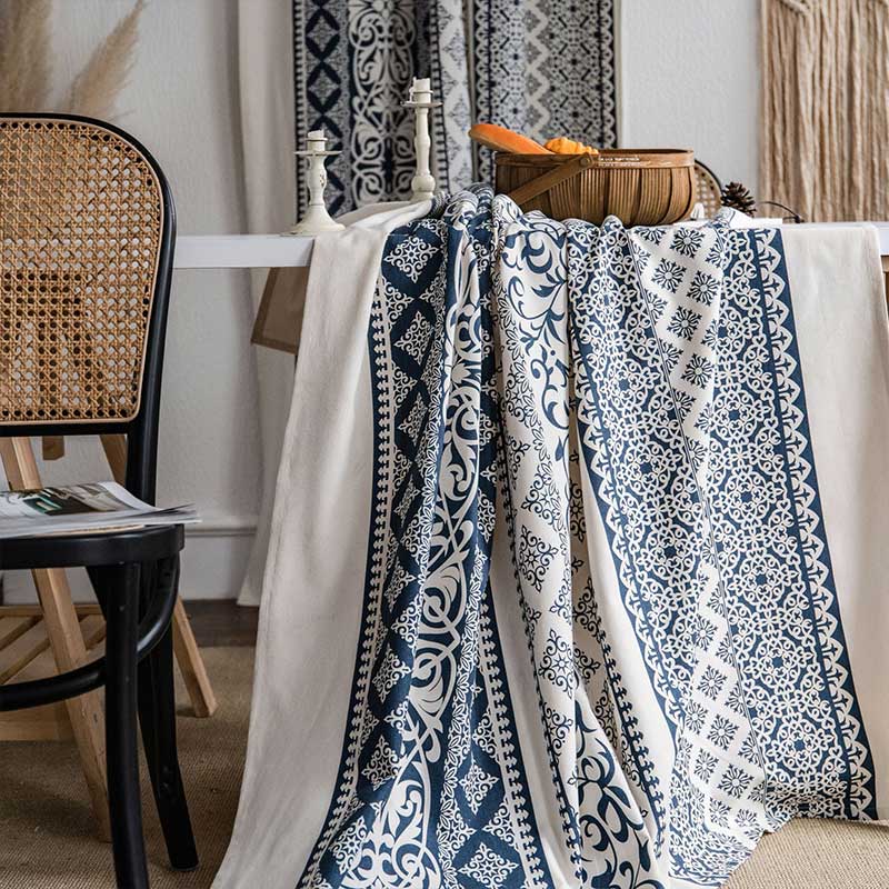 Tenda in cotone e lino con motivo blu