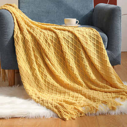 Coperta con motivo prismatico lavorato a maglia Ownkoti con nappe