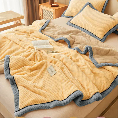 Coperta in pile morbido a tinta unita
