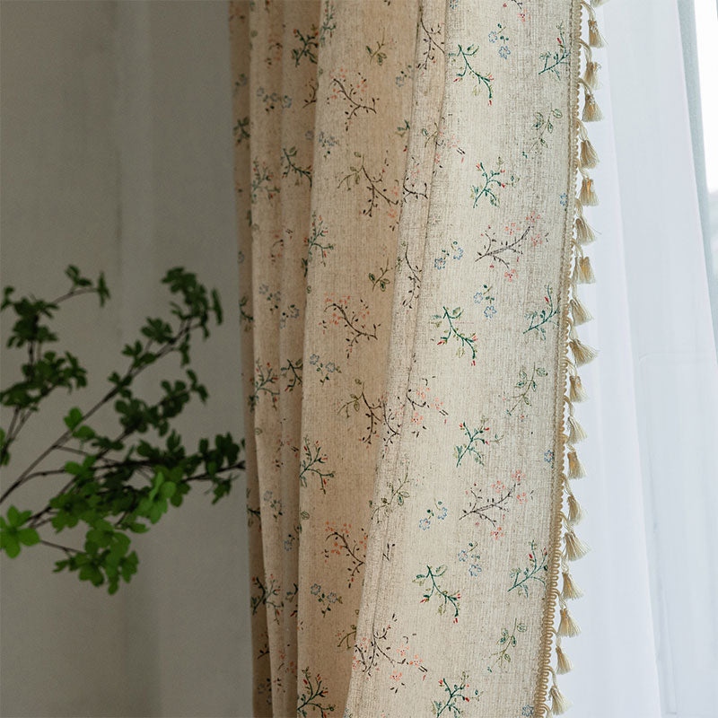 Tenda filtrante per luce floreale in stile rustico