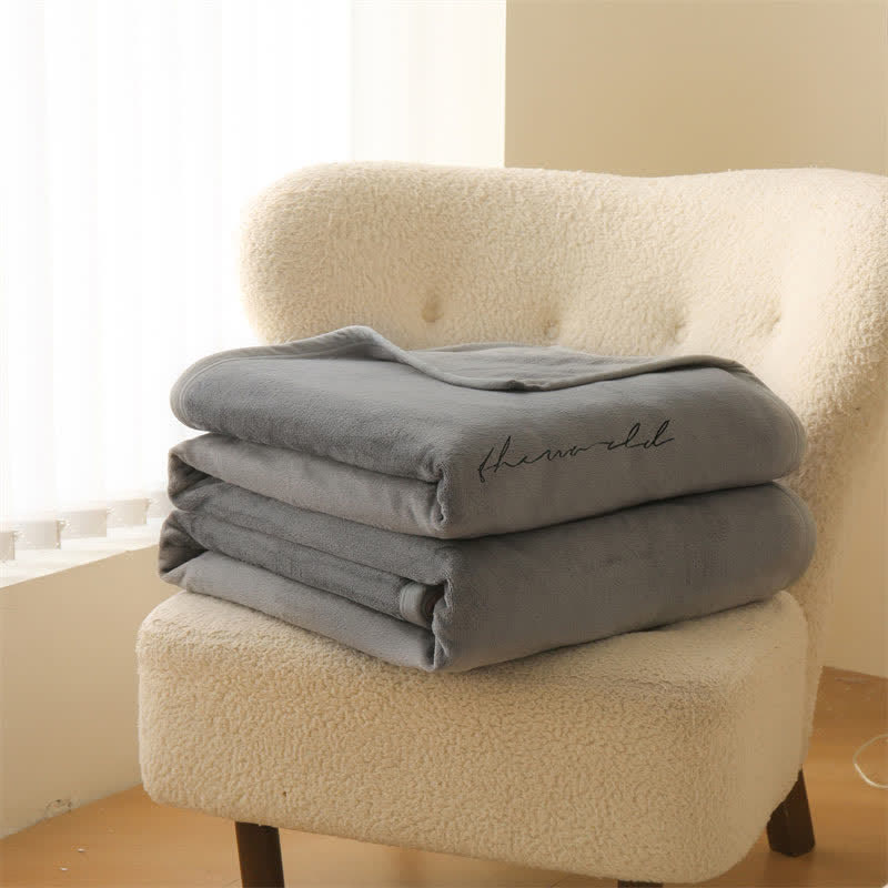 Coperta in flanella calda e semplice