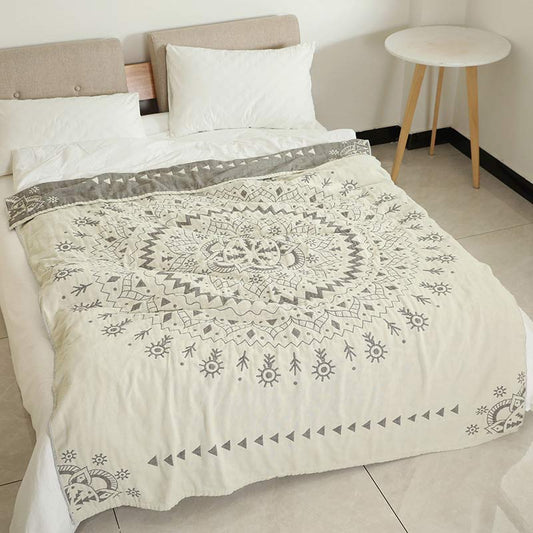 Trapunta reversibile in cotone con motivo floreale Ownkoti Chic Mandala