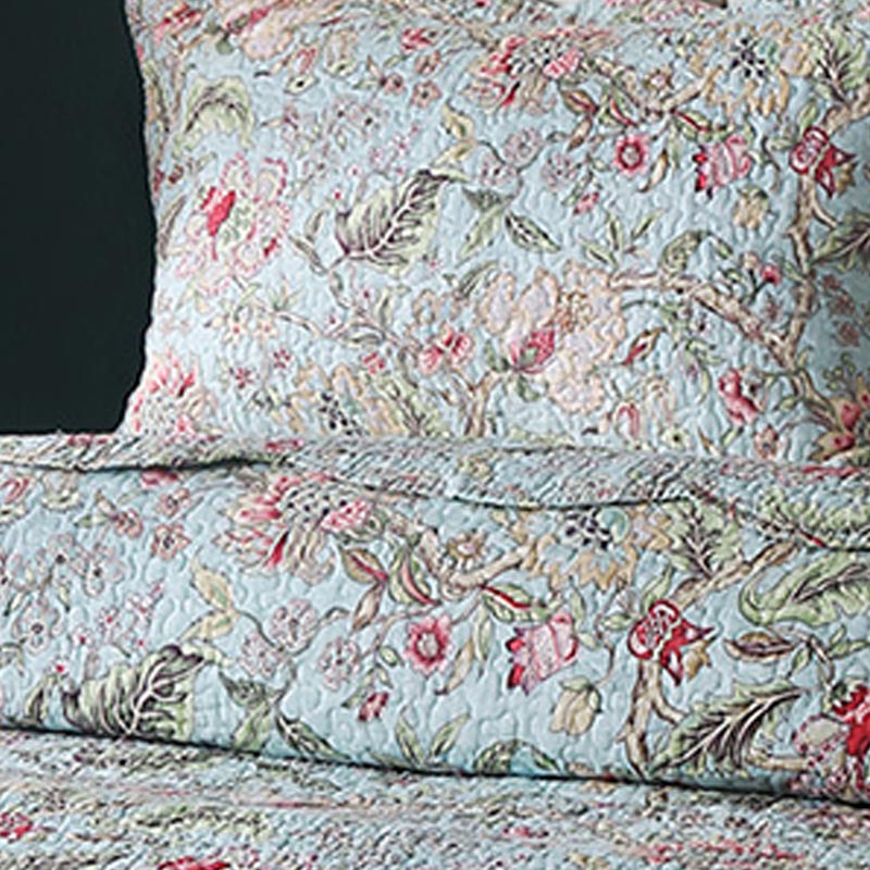 Trapunta a fiori vintage con federe